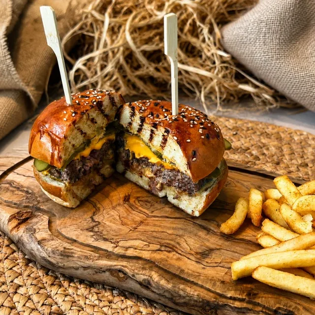 Wagyu Cheese Burger